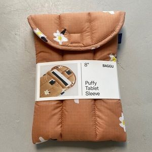 Baggu Puffy quilted case for tablet 8x5.6.